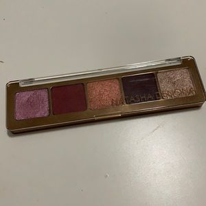 Natasha Denona Cranberry Palette